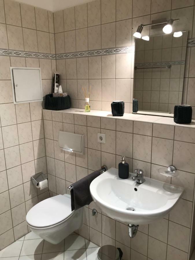 Ferienwohnung Leutzsch Am Leipziger Auenwald Exterior photo